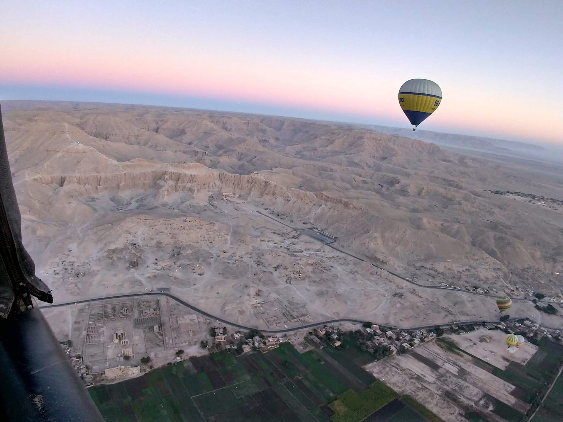 Air balloon ride Luxor egypt